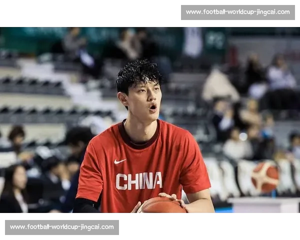 曾凡博启程德国冲刺亚洲杯 工作室晒照展现康复决心