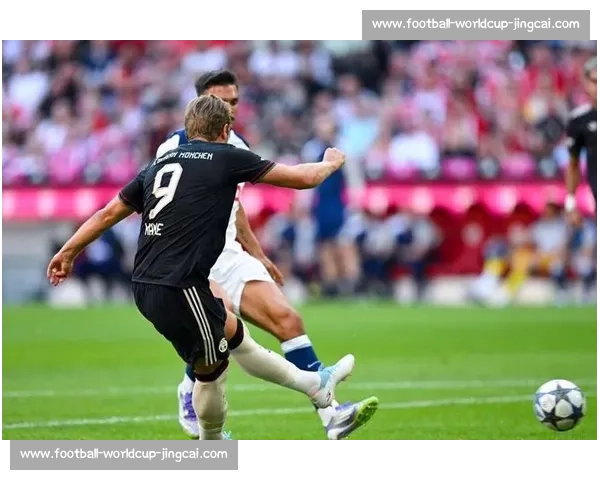 格雷茨卡闪击世界波 + 9.8 分！拜仁中场教科书级表现